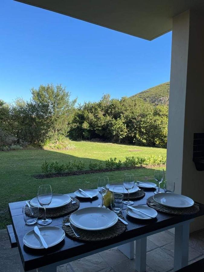 Lux Apartment Plett Plettenbergbaai Buitenkant foto